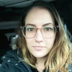 Meet your Posher, Jillian